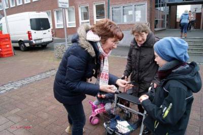 Neben dem Ei fr die Groen eine kleine berraschung fr die Kleinen