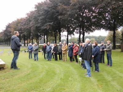 Information am Beginn der Grberfelder 