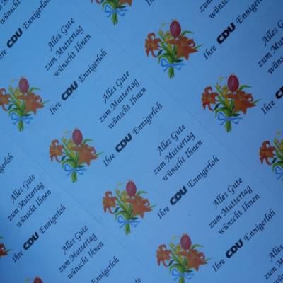 Gruaufkleber auf den Tpfen