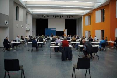 Saalblick von ganz hinten