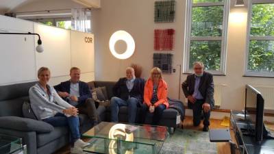 Gesprchsrunde im Einrichtunghaus Bronder