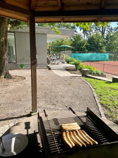 Bratwurst auf dem Grill