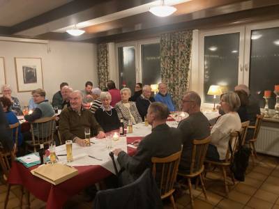 zur Mitgliederehrung